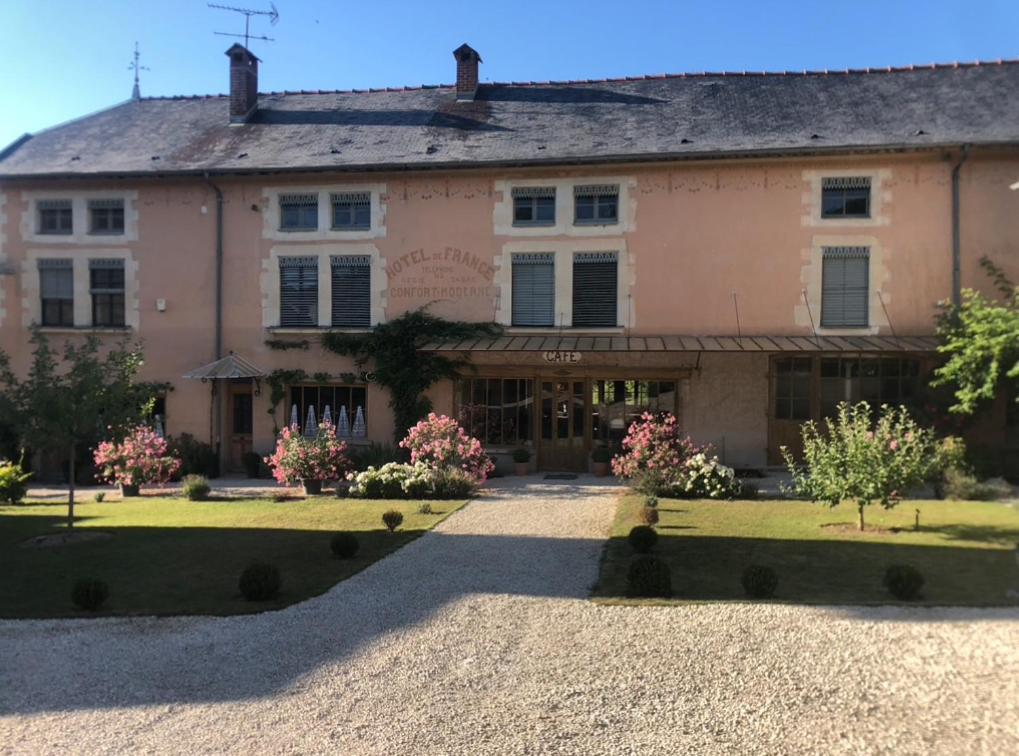Domaine Hotel De France Cunfin Экстерьер фото