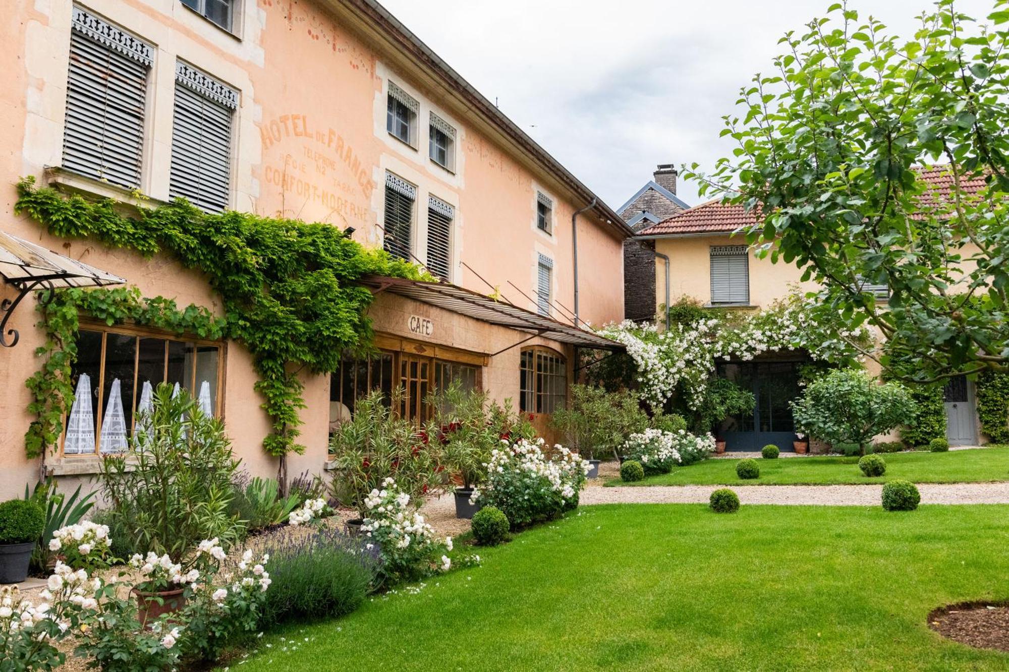 Domaine Hotel De France Cunfin Экстерьер фото